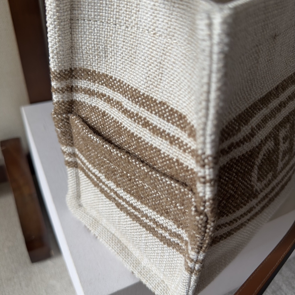 スーパーコピーブランドバッグ素材ディテール